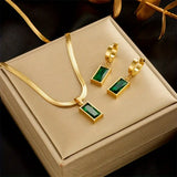 Gudrun – elegant guld smyckeset