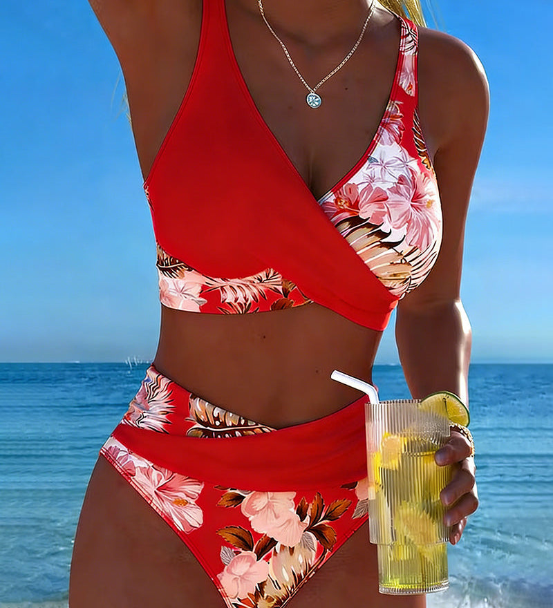 Gun – Blommig bikini med kontrastdetaljer