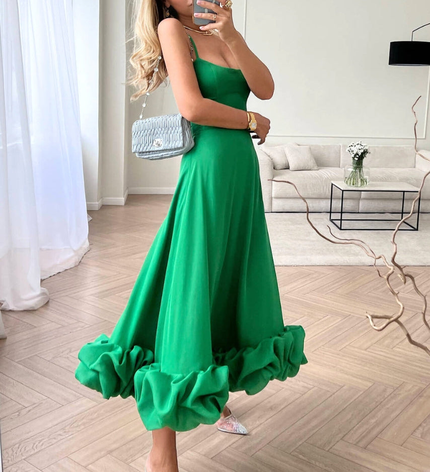 Hjördis – Elegant flödande klänning