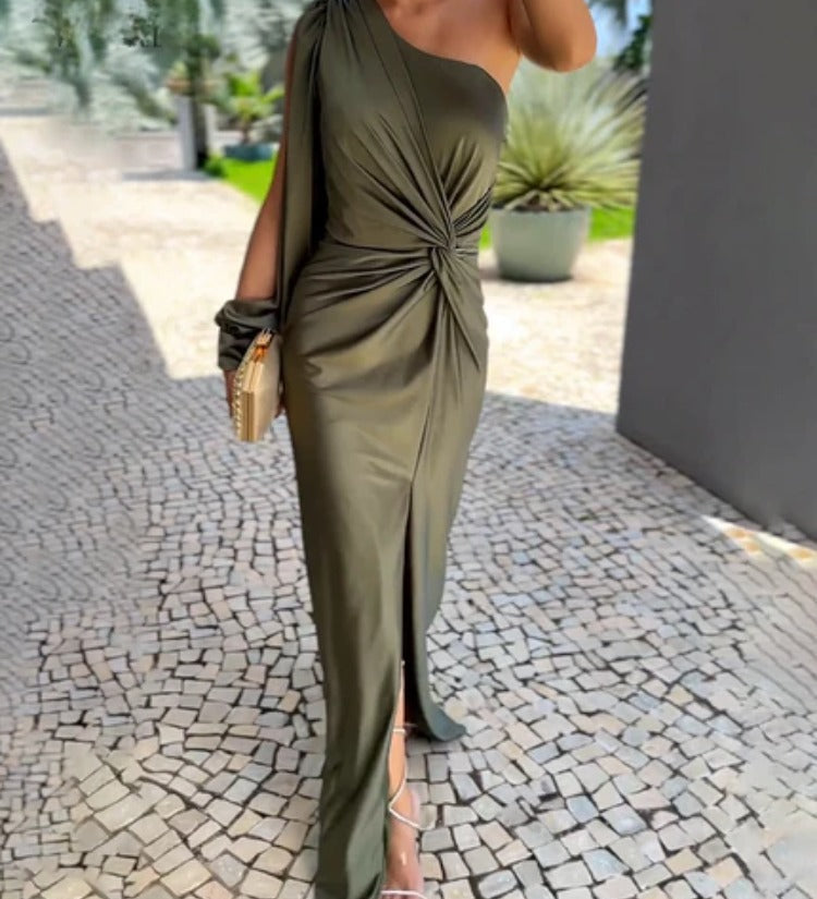 Carina – Tidlös elegant a-linjeklänning
