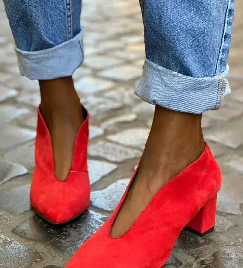 Britt – Eleganta pumps med blockklack