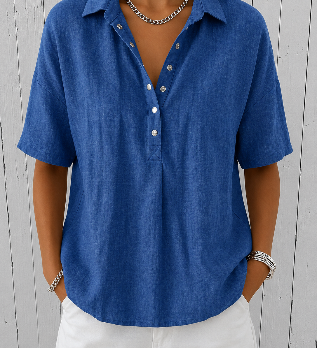 Ragnhild – Blus med krage och knappar