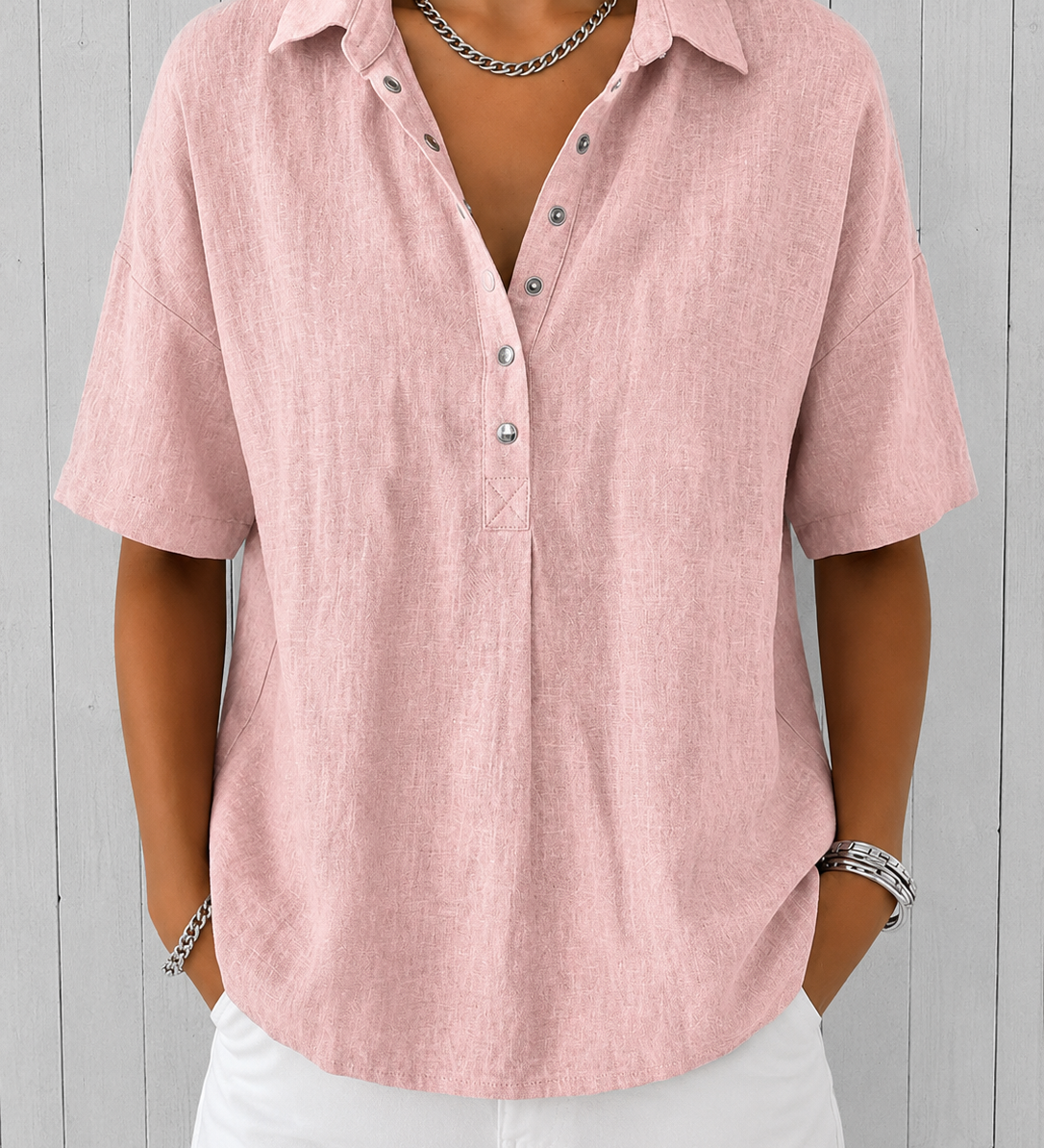 Ragnhild – Blus med krage och knappar