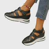 Gudrun – Ortopediska sandaler